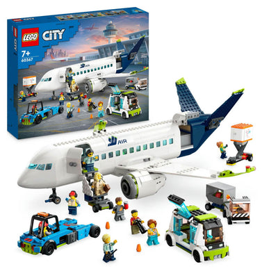 LEGO® City 60367 Passagierflugzeug Set, großes Flugzeug-Modell mit Fahrzeugen