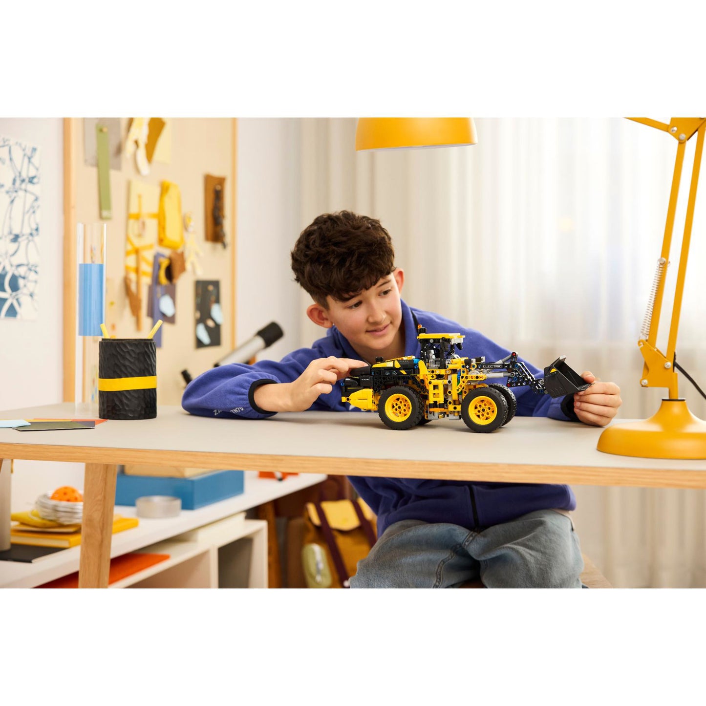 LEGO Technic 42209 Volvo L120 Elektro-Radlader